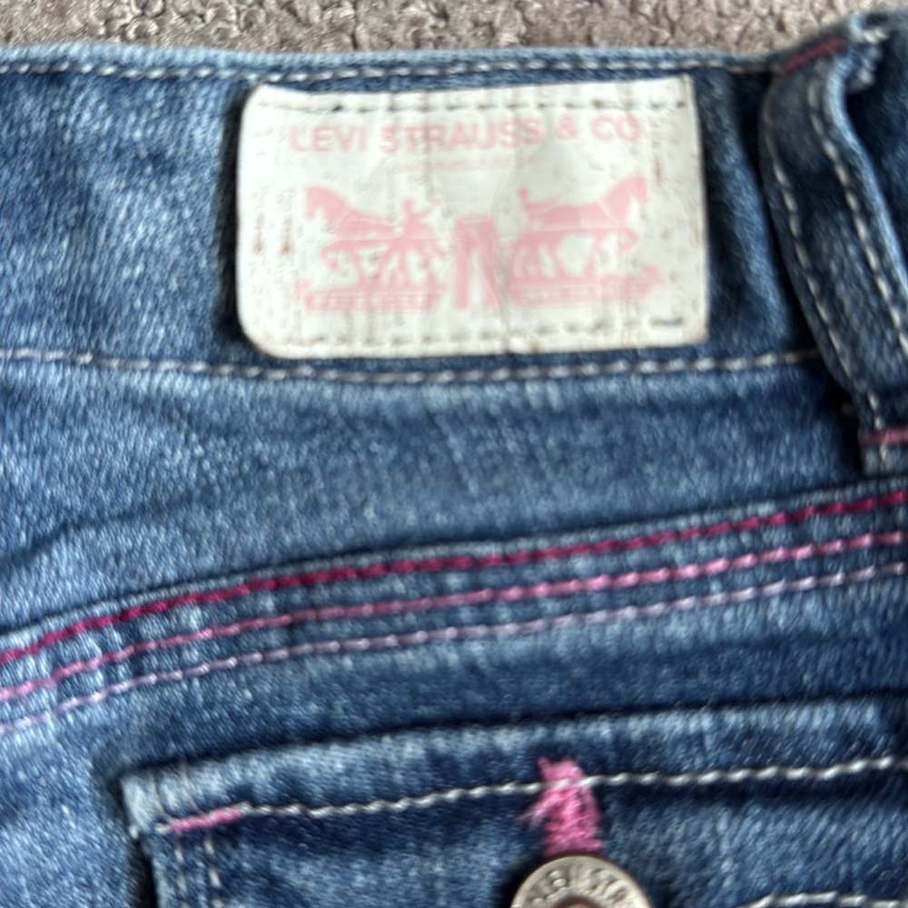 Levi’s Blue Jeans Size 3T Skimmer Capri Embroidered Hearts Toddler Girl - Picture 4 of 8